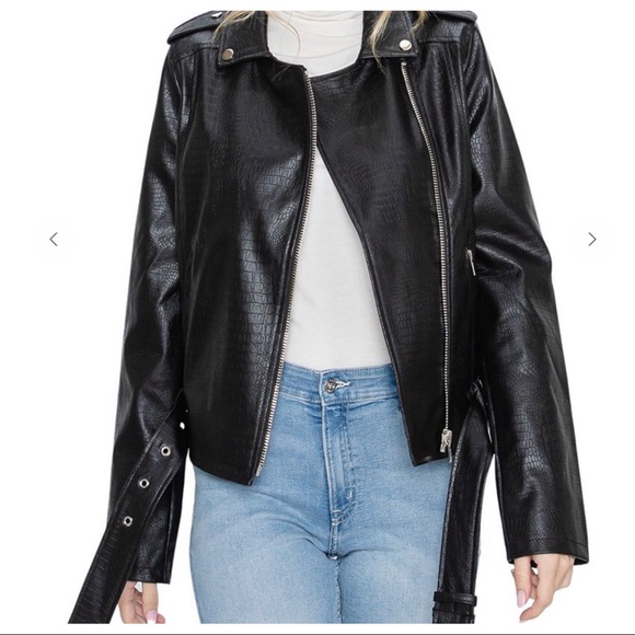 Fabulous Vegan Leather Snake Embossed Motto chic Jacket with pockets - Picture 4 of 6